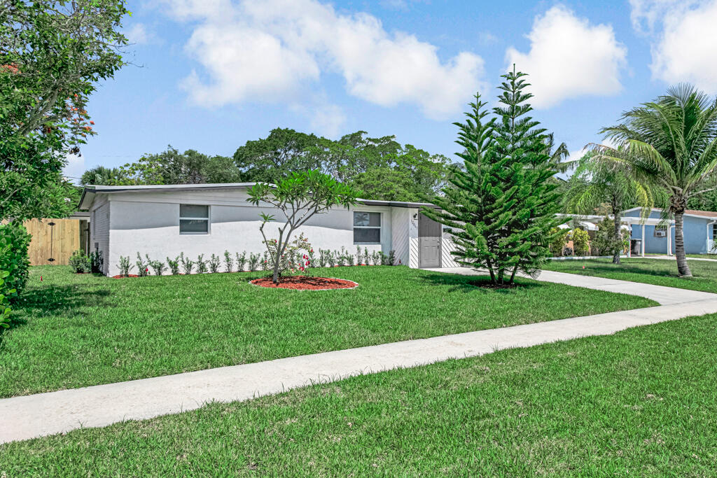 Palm Beach Gardens photo 3