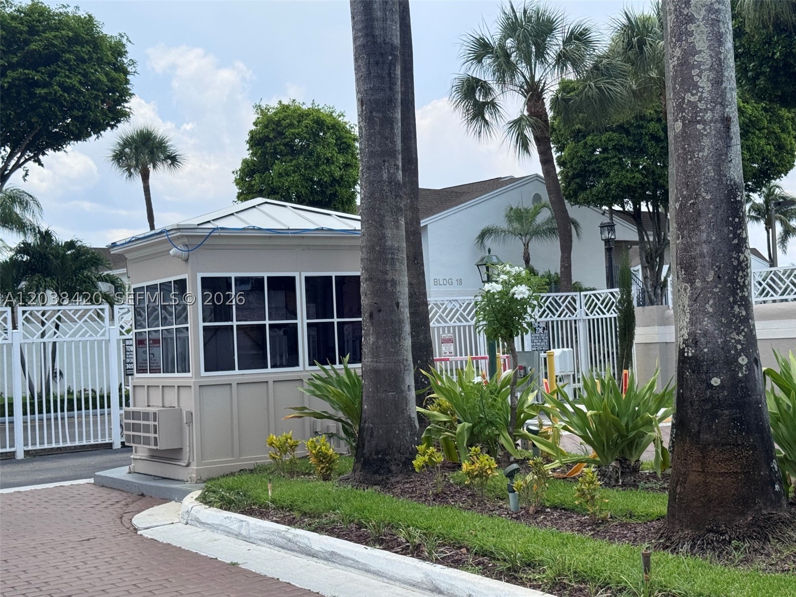 Hialeah photo 3
