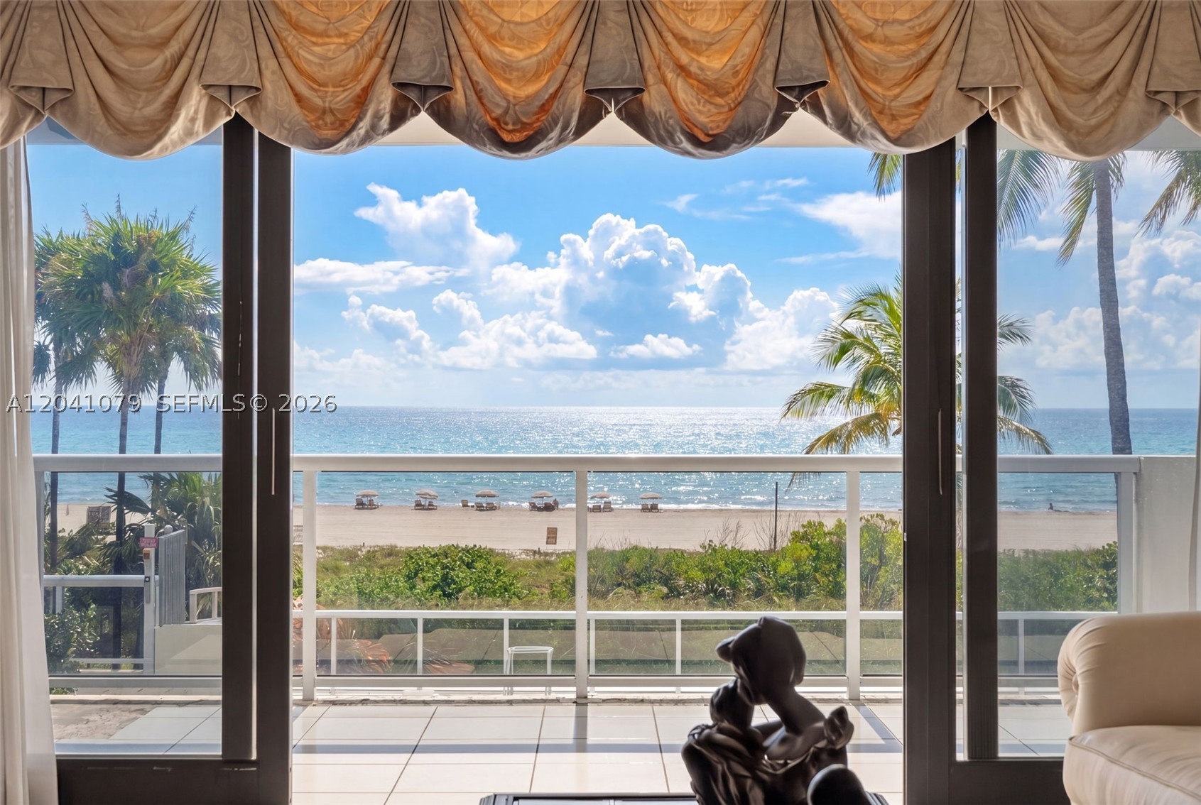 Miami Beach photo 1