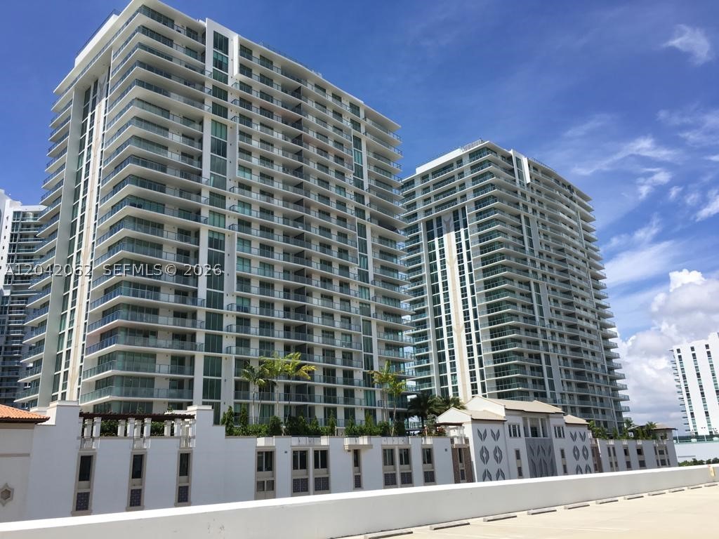 Sunny Isles Beach photo 1