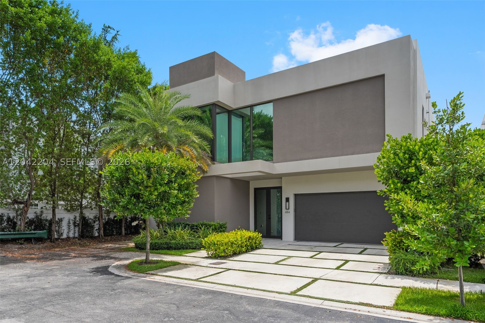 Doral photo 1
