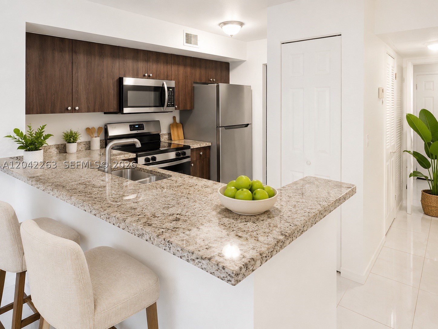 Pembroke Pines photo 4