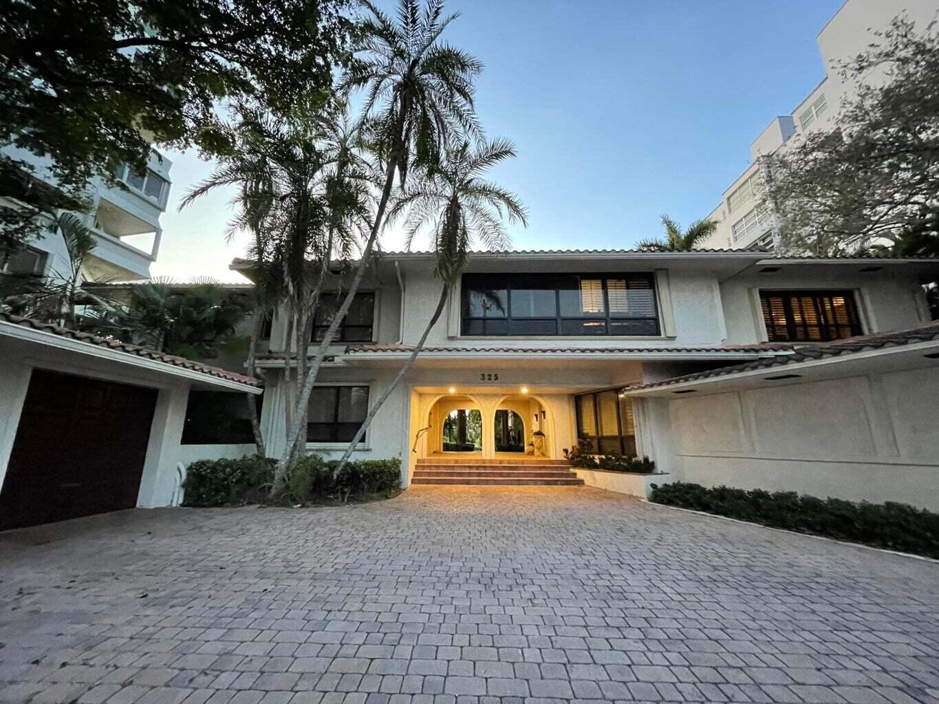 Fort Lauderdale photo 1