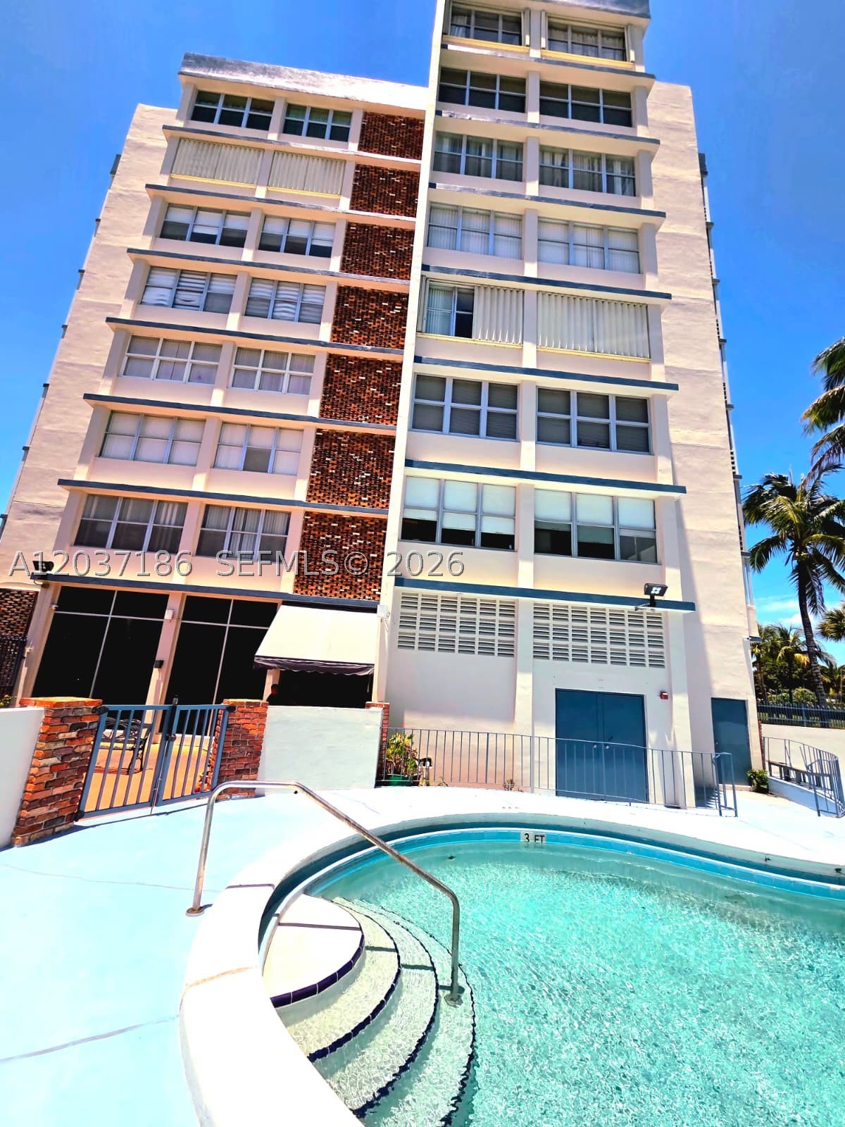 North Miami Beach photo 3