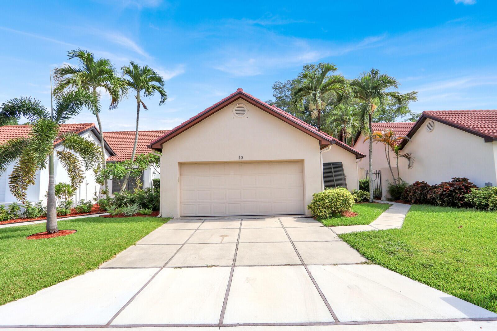 Palm Beach Gardens photo 1