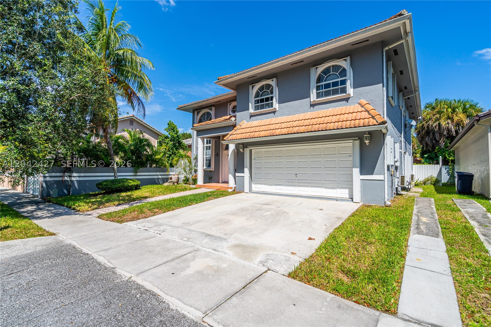Miami Lakes photo 3