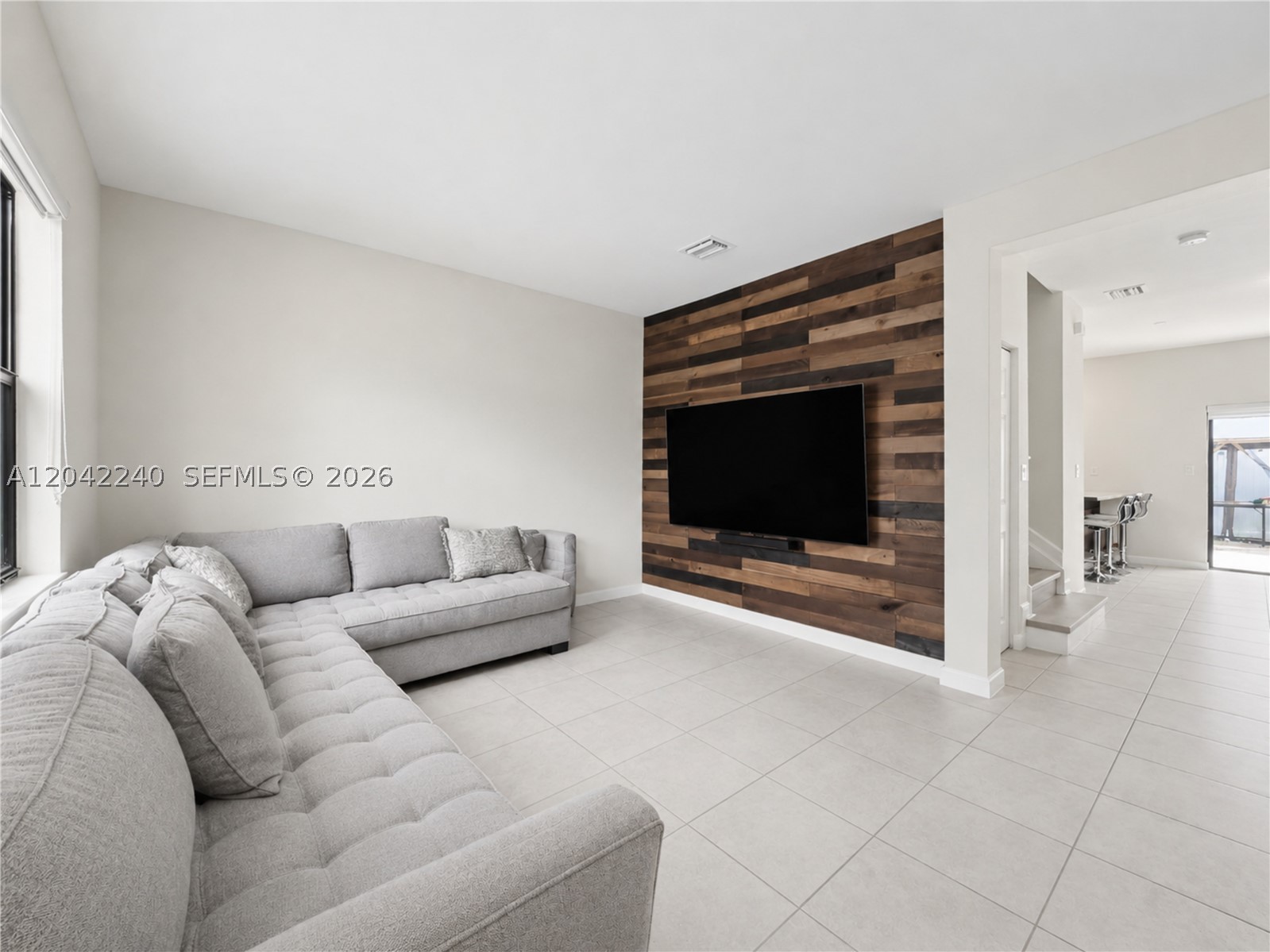 Hialeah photo 4