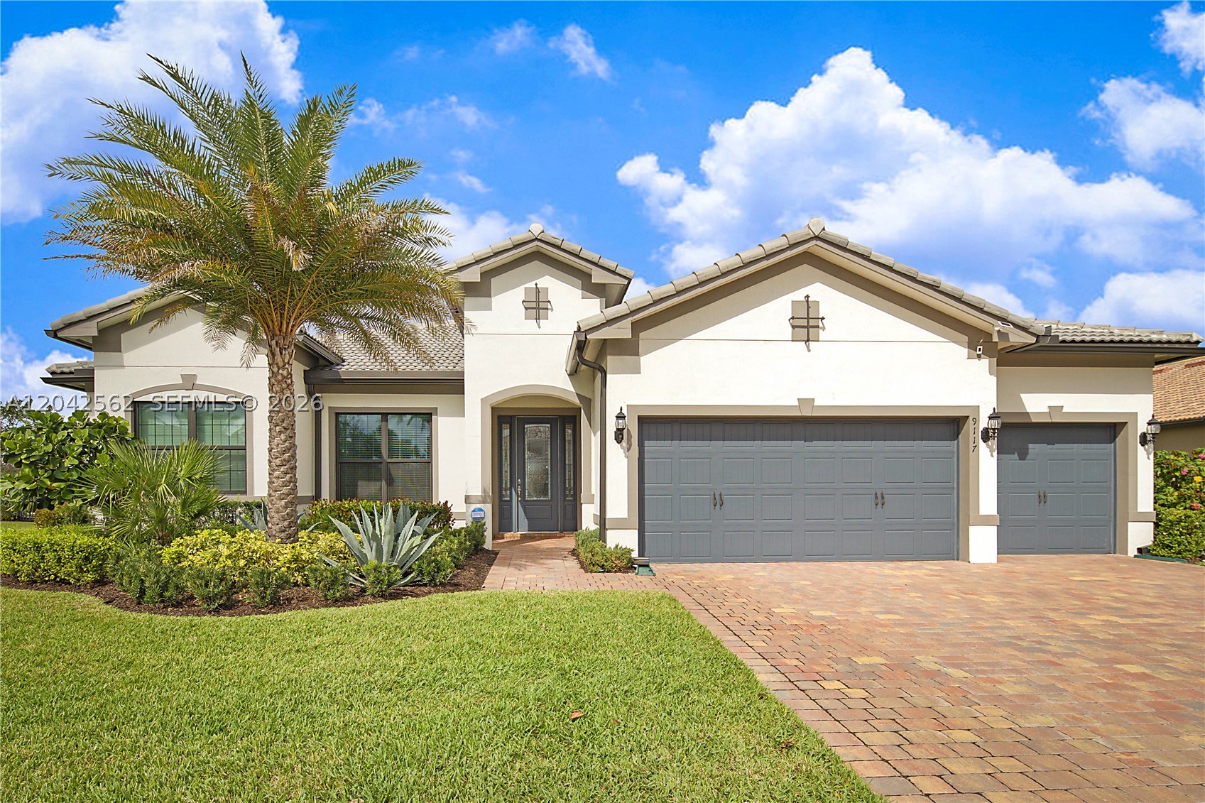 Palm Beach Gardens photo 2