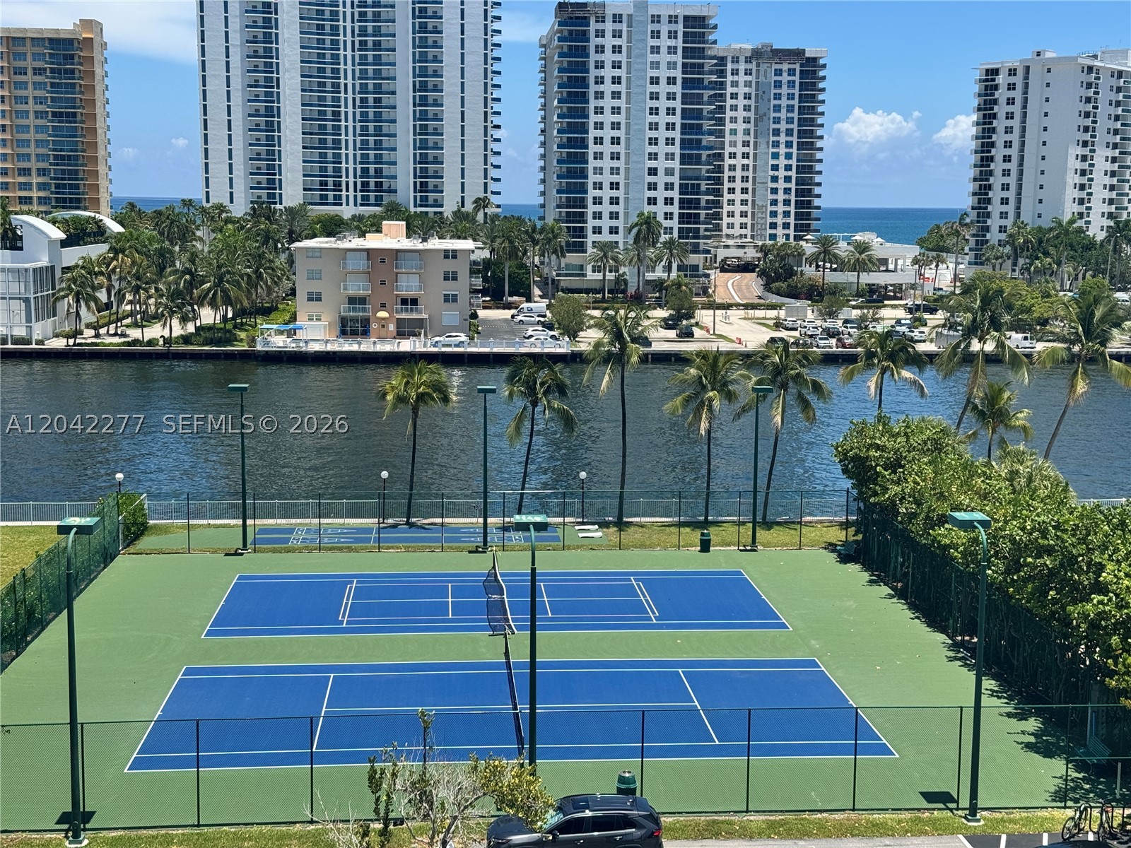 Hallandale Beach photo 1