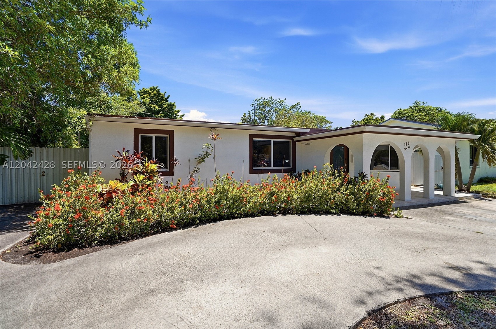 North Miami photo 1