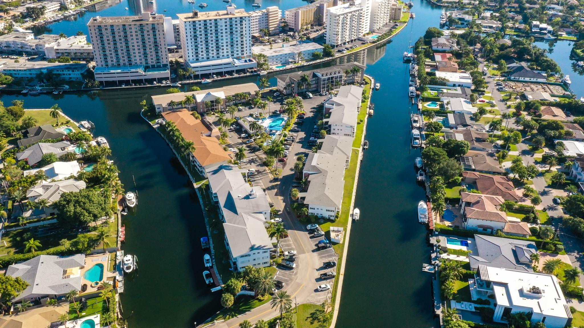 Hallandale Beach photo 1