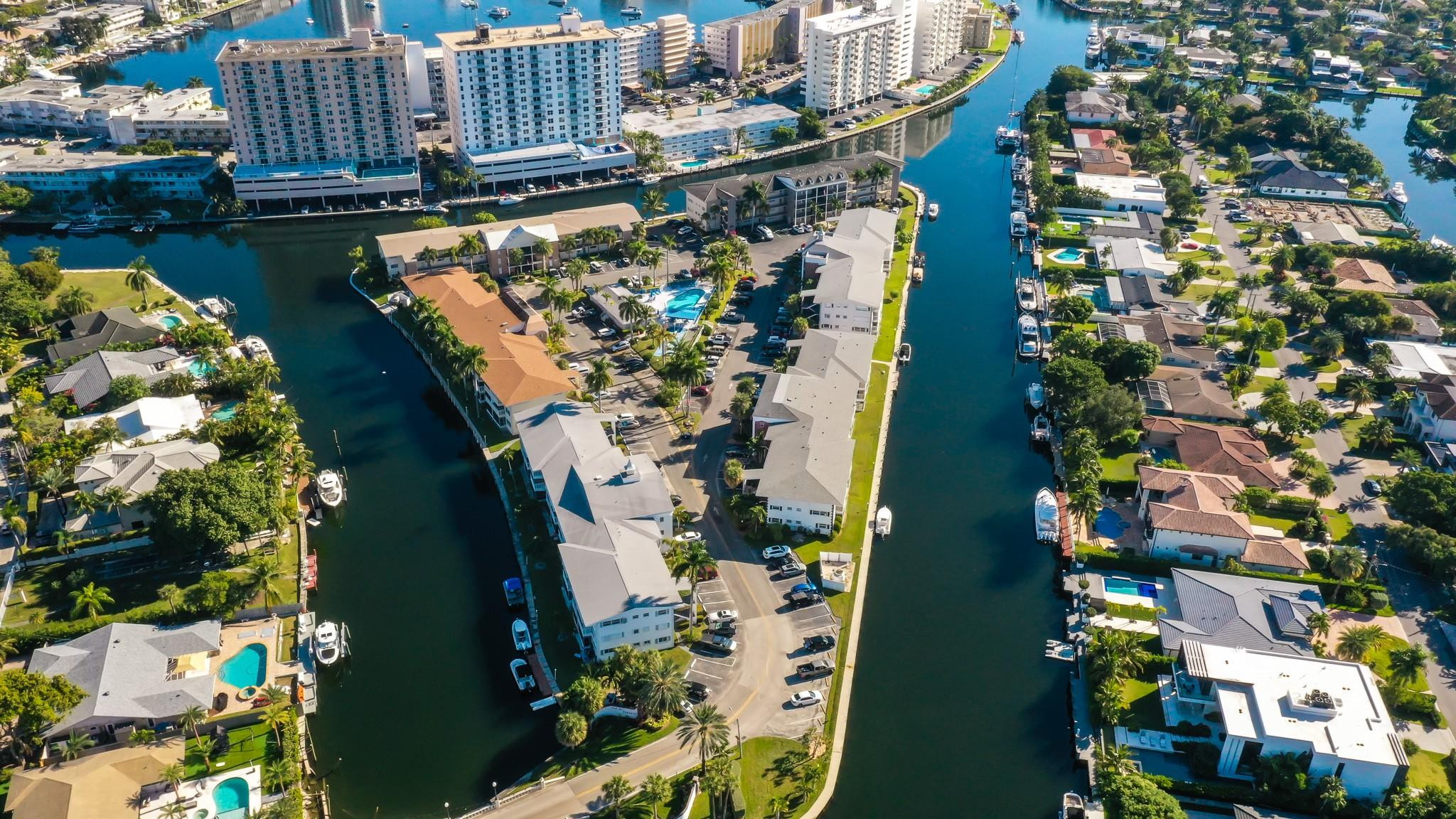 Hallandale Beach photo 3