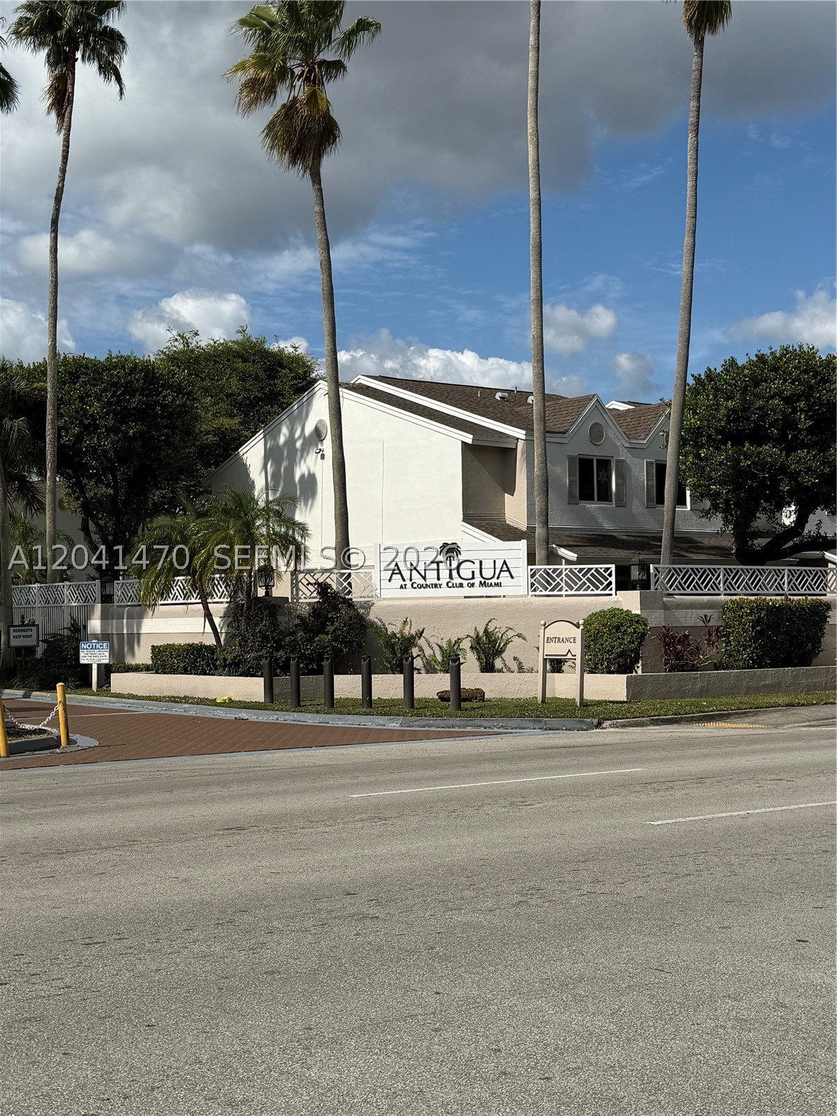 Hialeah photo 3