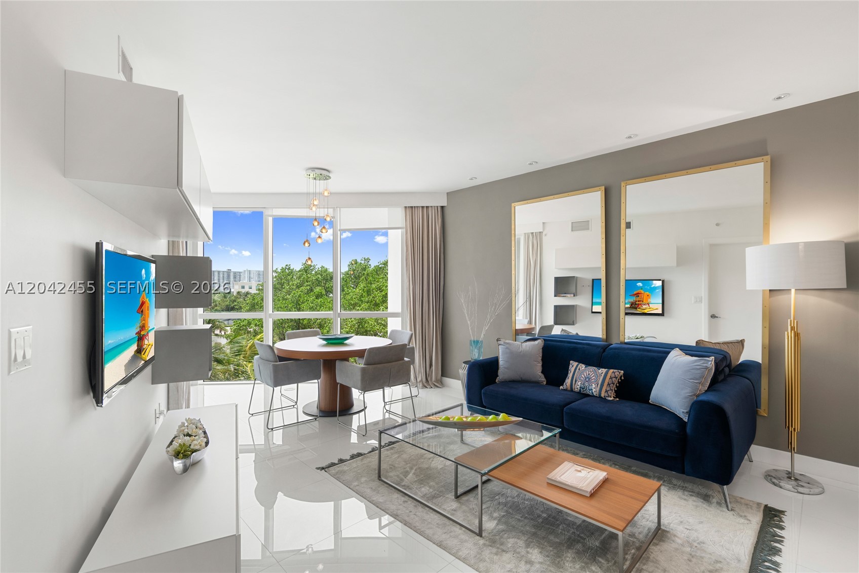 Sunny Isles Beach photo 1
