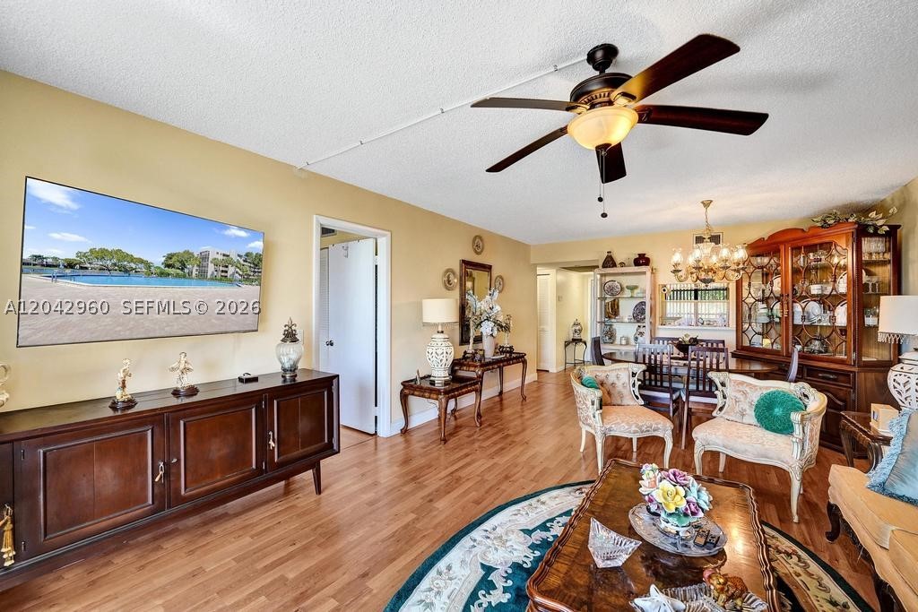 Pembroke Pines photo 3