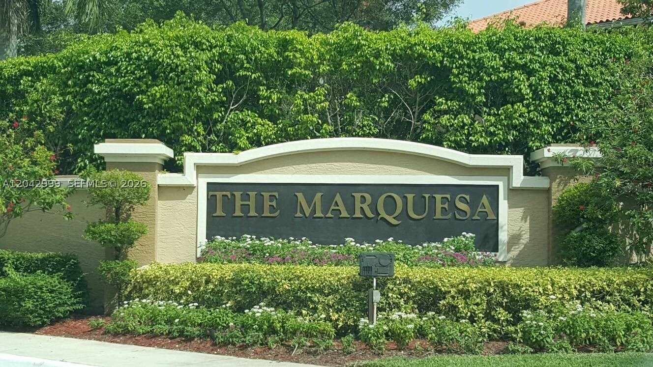 Pembroke Pines photo 1