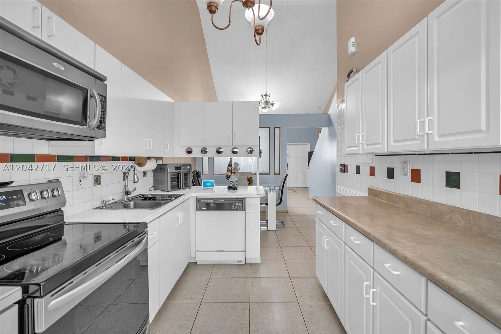 Hialeah Gardens photo 2