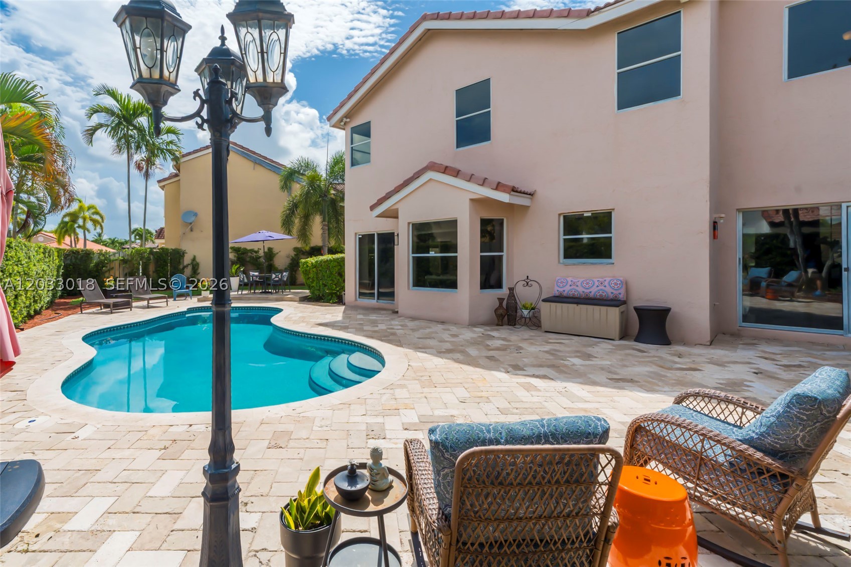Pembroke Pines photo 4