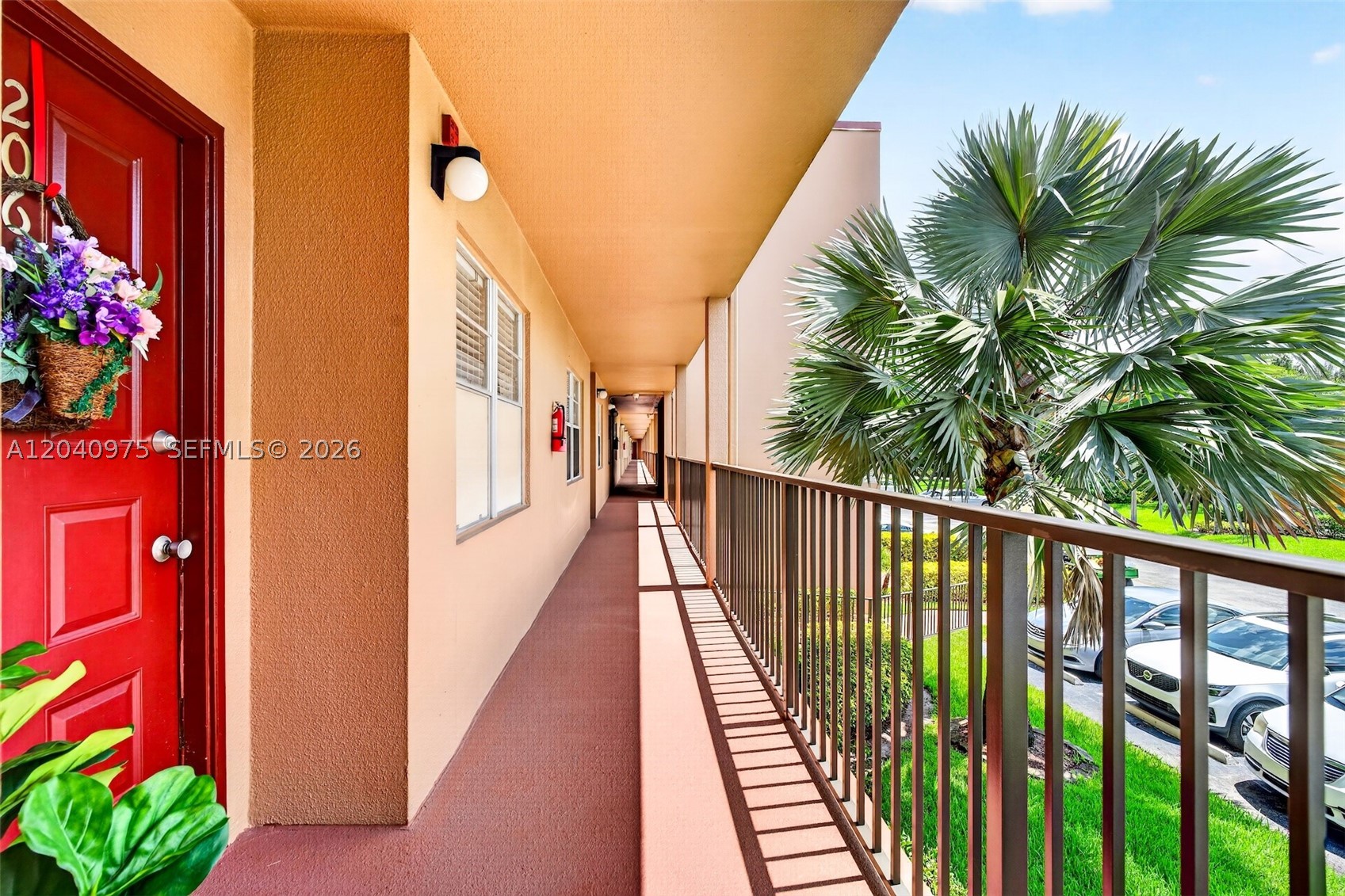 Pembroke Pines photo 2