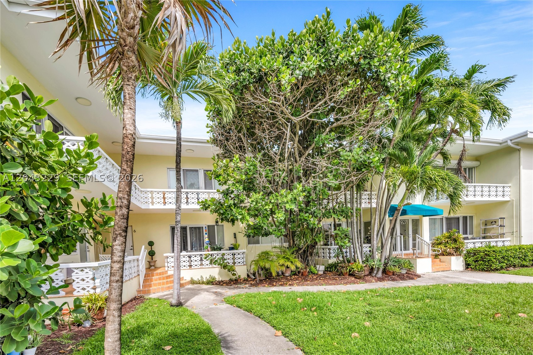 Bay Harbor Islands photo 4