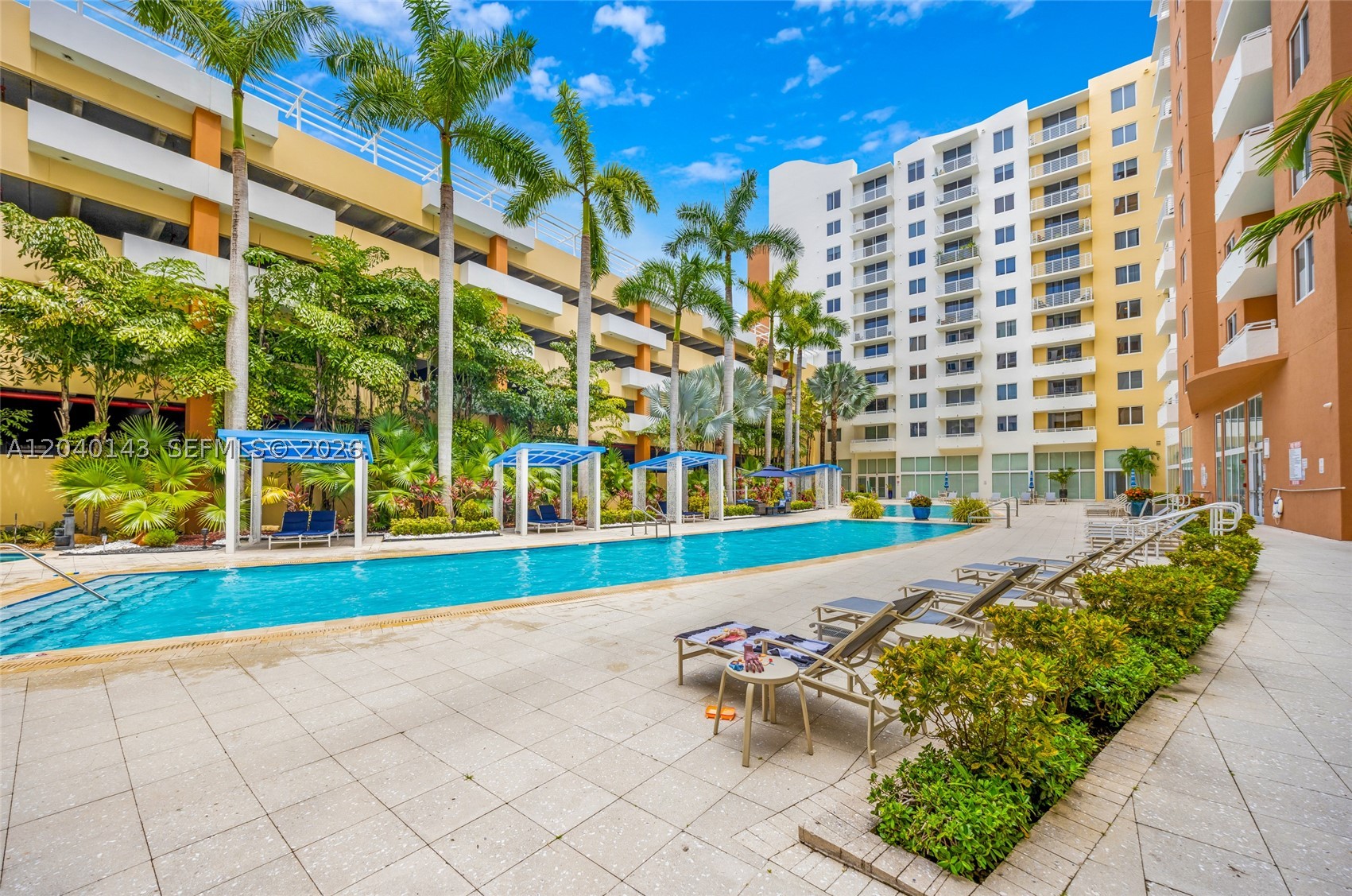 Aventura photo 1