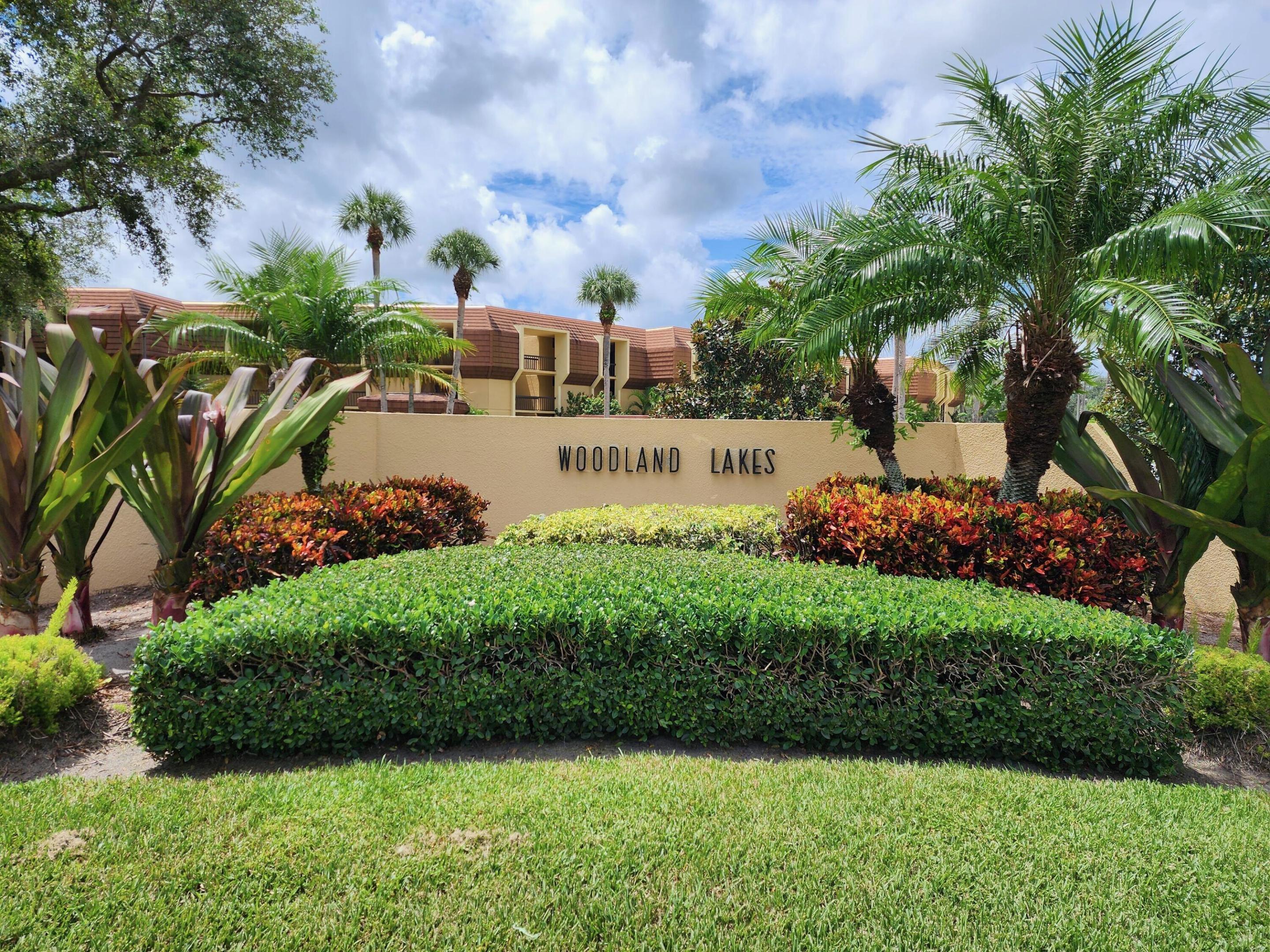 Palm Beach Gardens photo 1