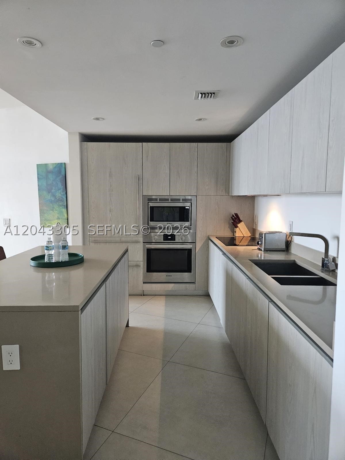 Hollywood photo 4