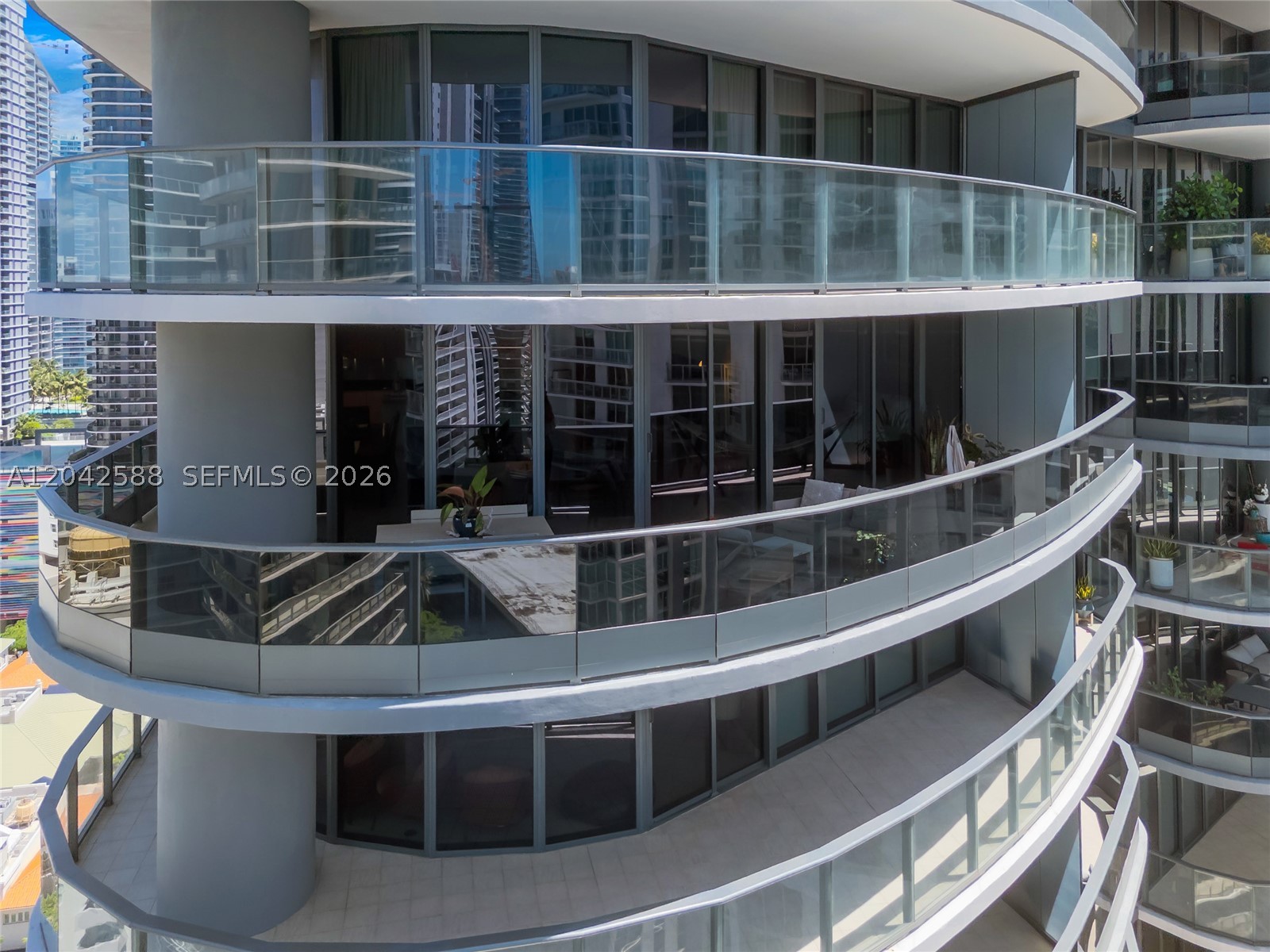 Miami photo 1