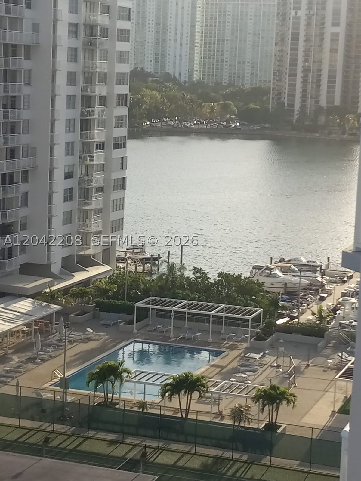 Aventura photo 4