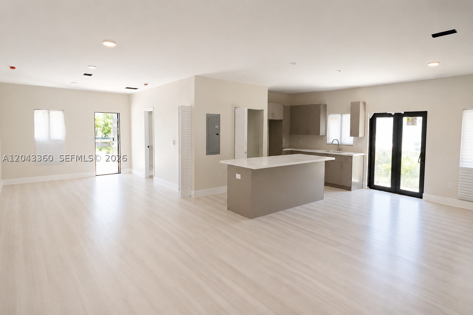 North Miami photo 1