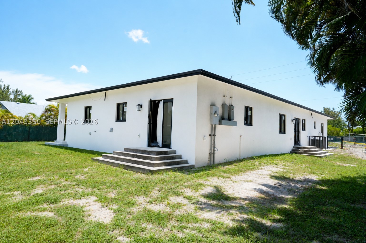 North Miami photo 3