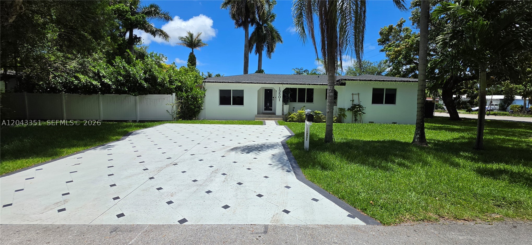 Miami photo 1