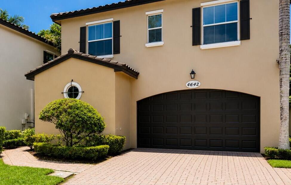 Palm Beach Gardens photo 1
