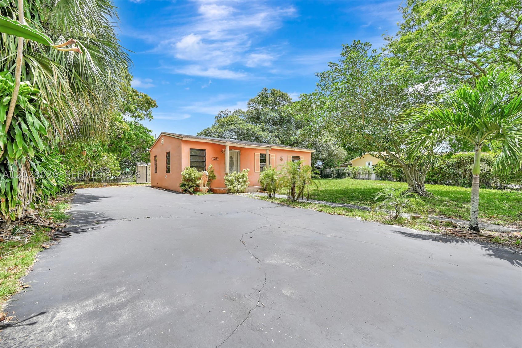 Miami Gardens photo 1
