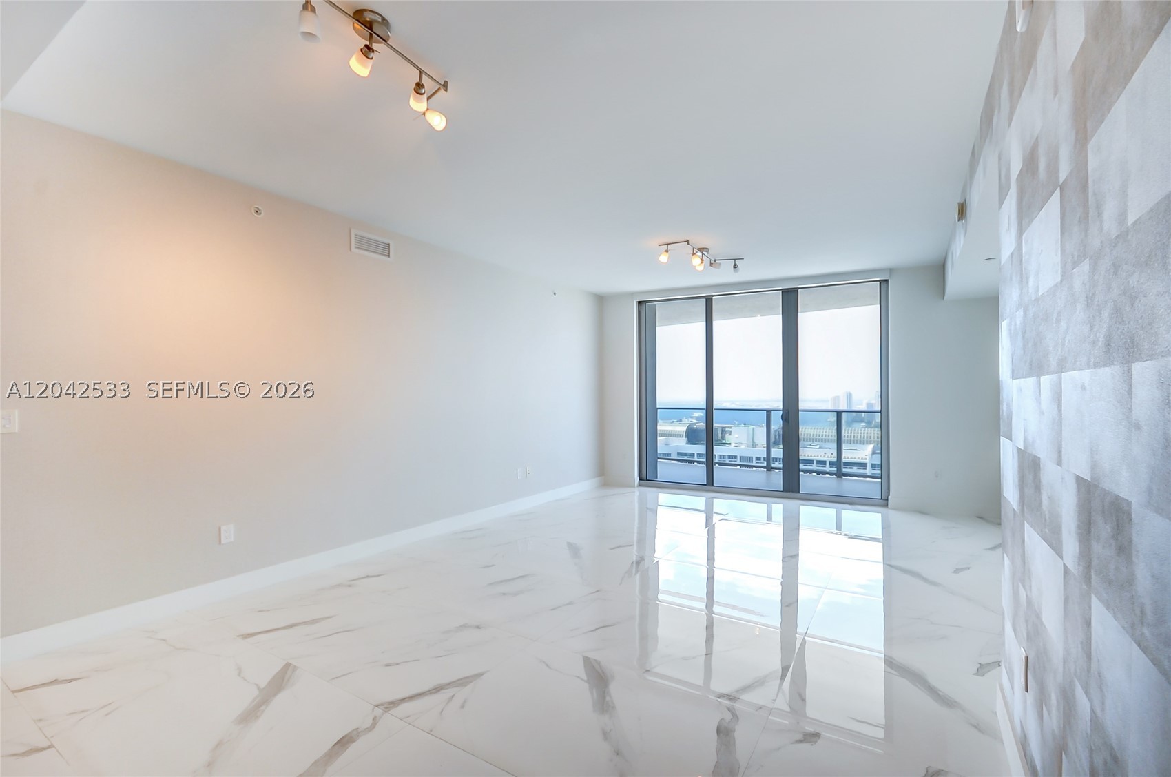 Miami photo 5
