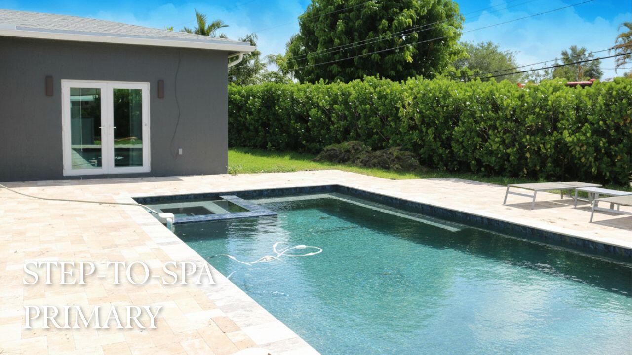 Wilton Manors photo 2