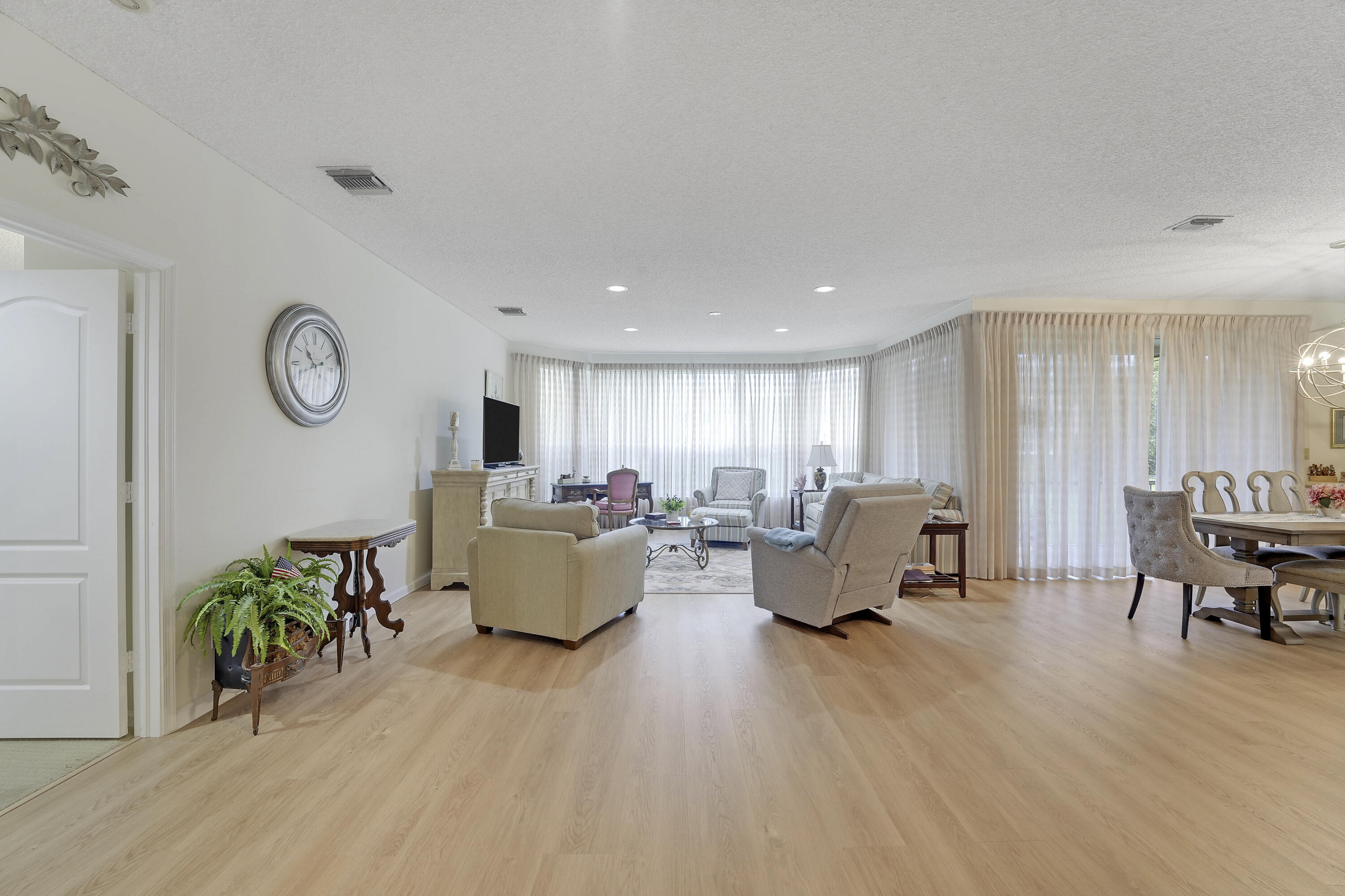 Palm Beach Gardens photo 3