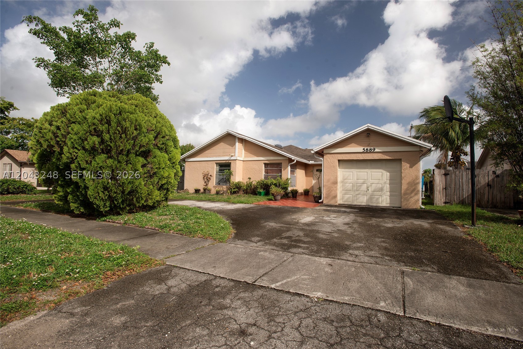 Hialeah photo 1