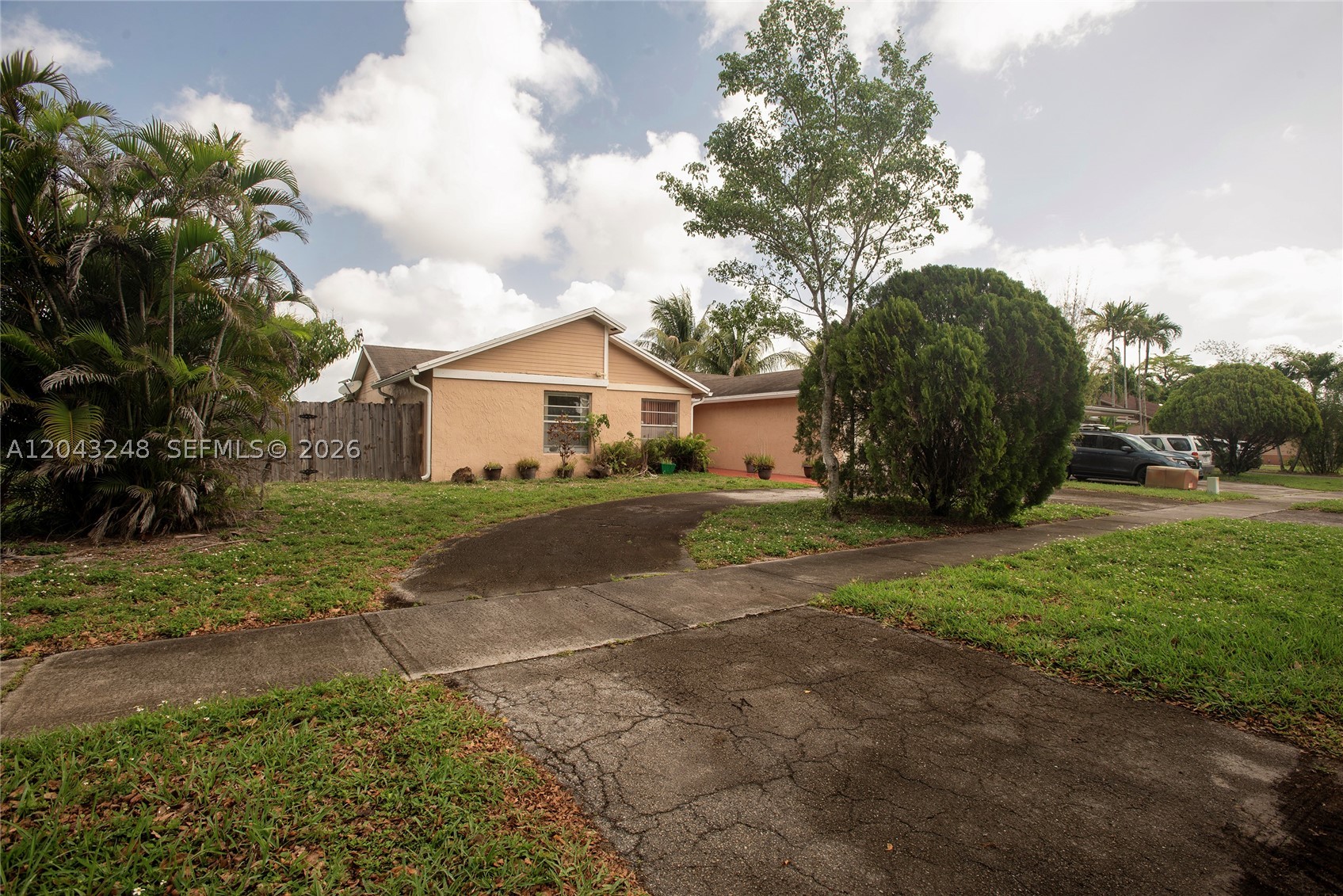 Hialeah photo 2