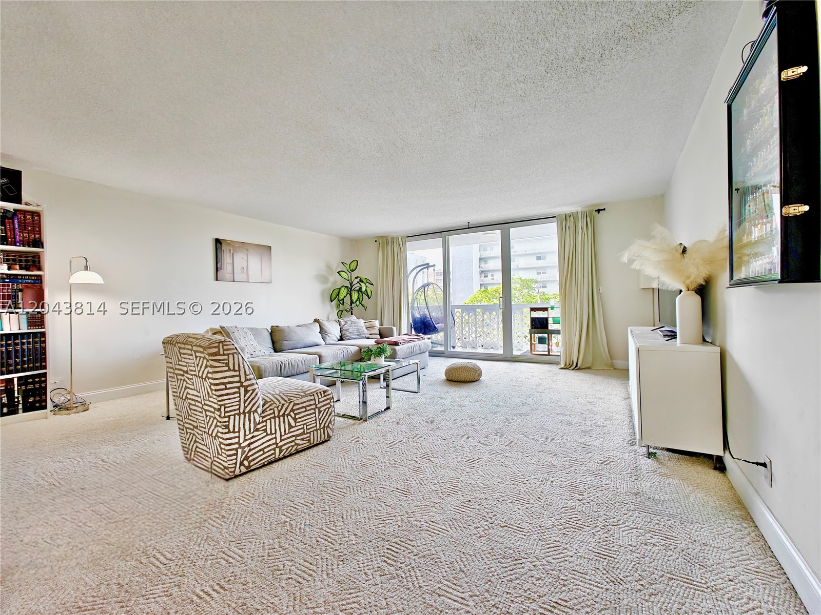 Hallandale Beach photo 1