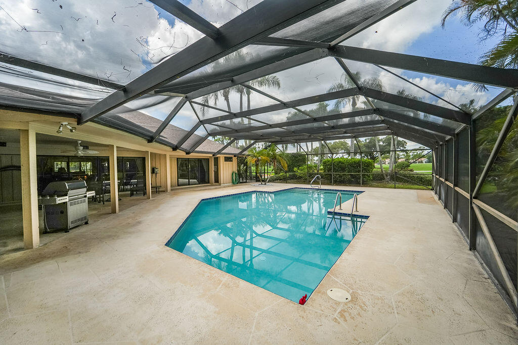 Palm Beach Gardens photo 1