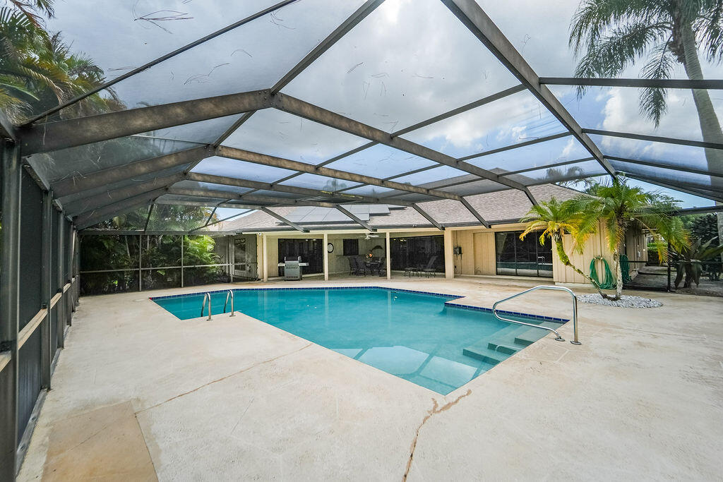 Palm Beach Gardens photo 2