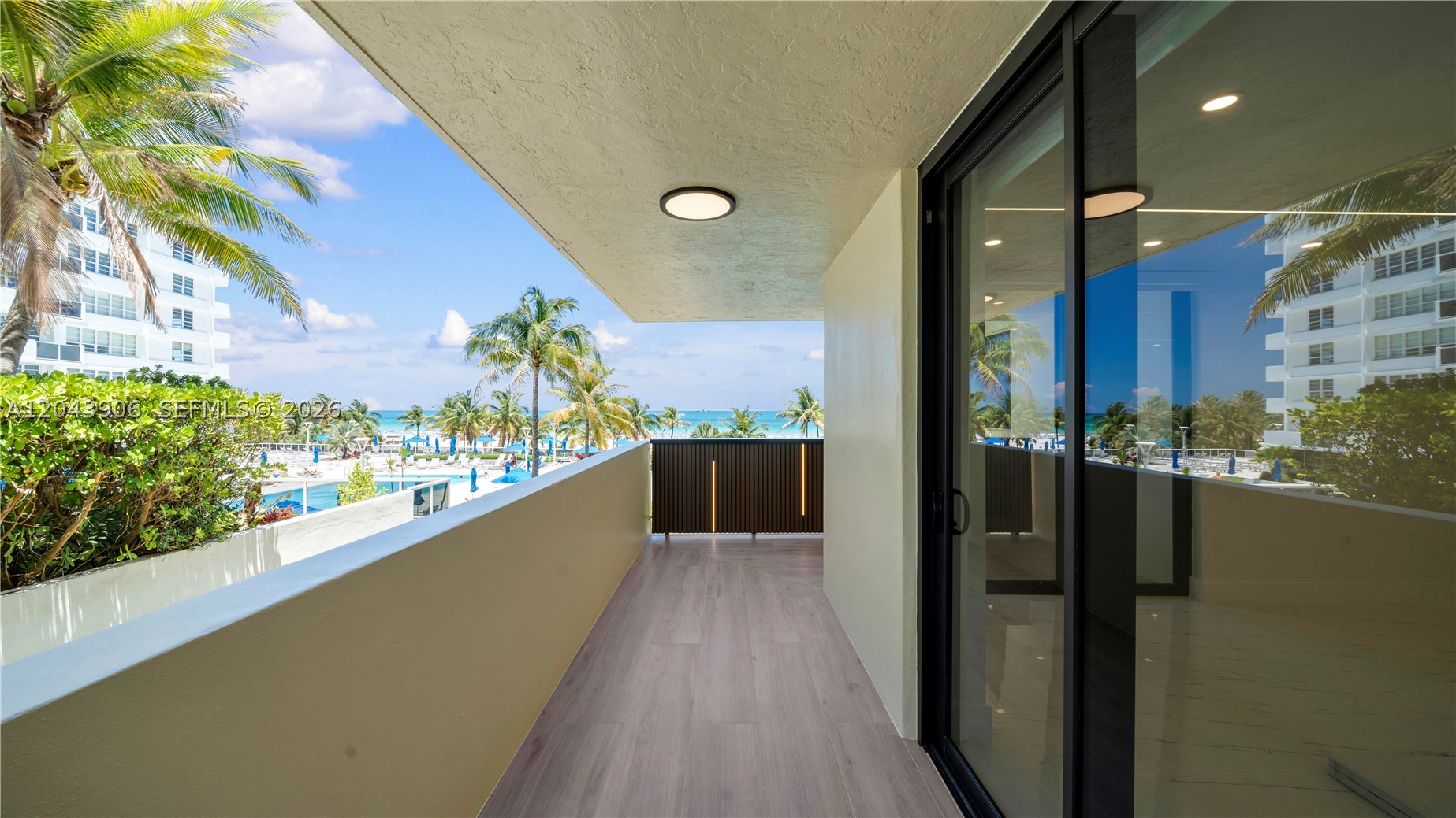 Miami Beach photo 3