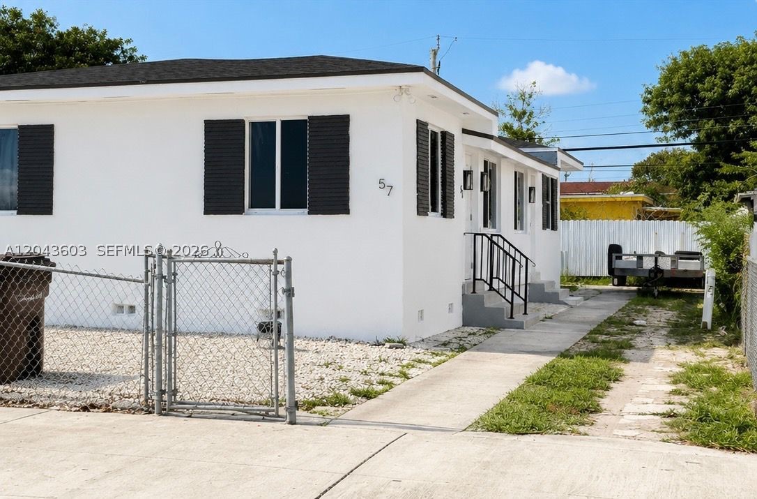Hialeah photo 2