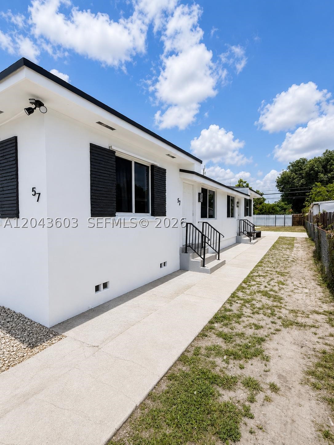 Hialeah photo 3