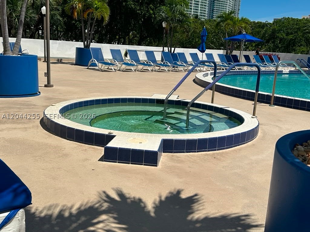 Aventura photo 5