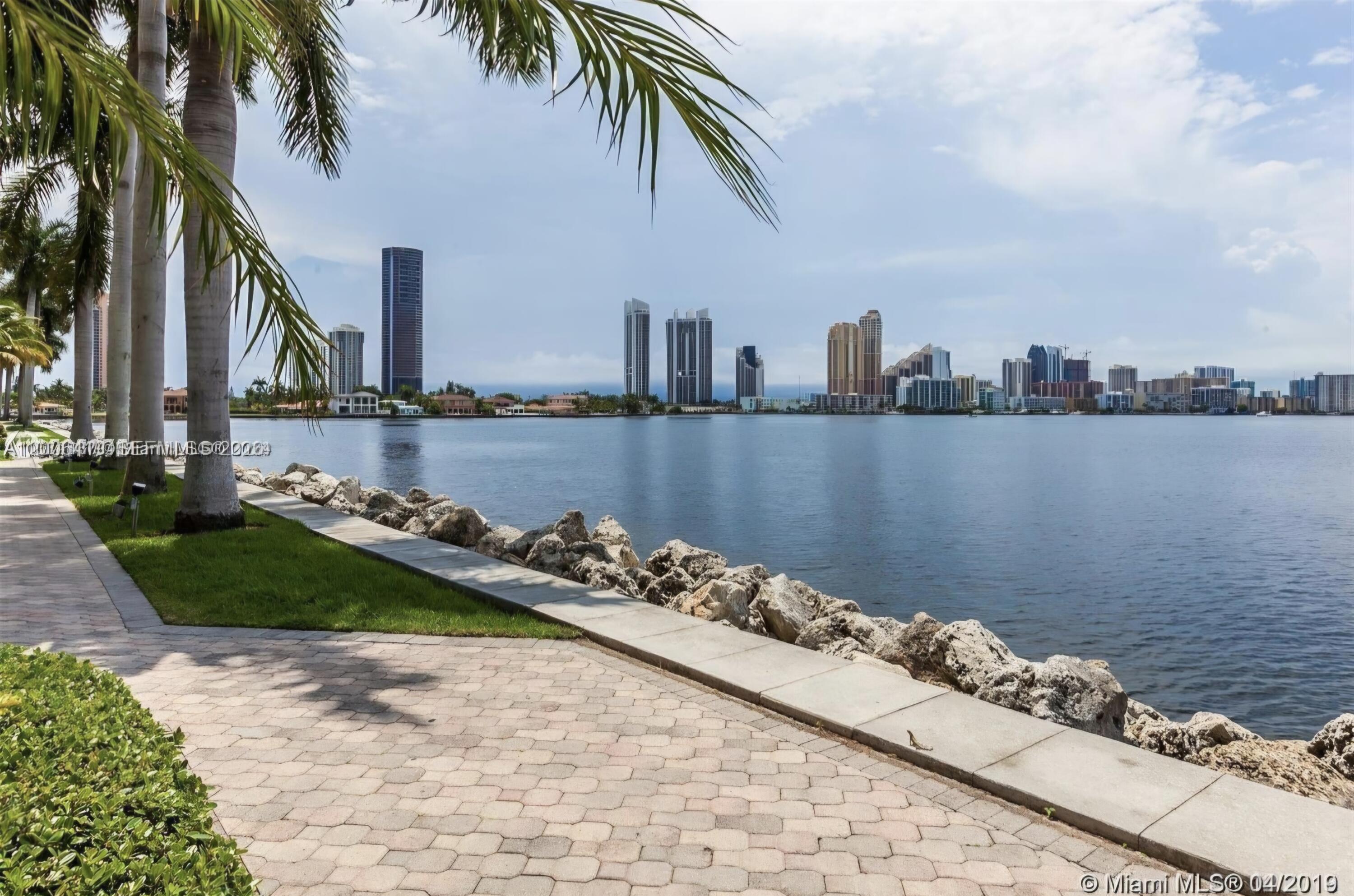 Aventura photo 3