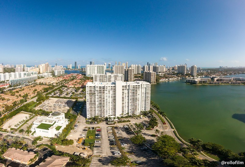 Aventura photo 1