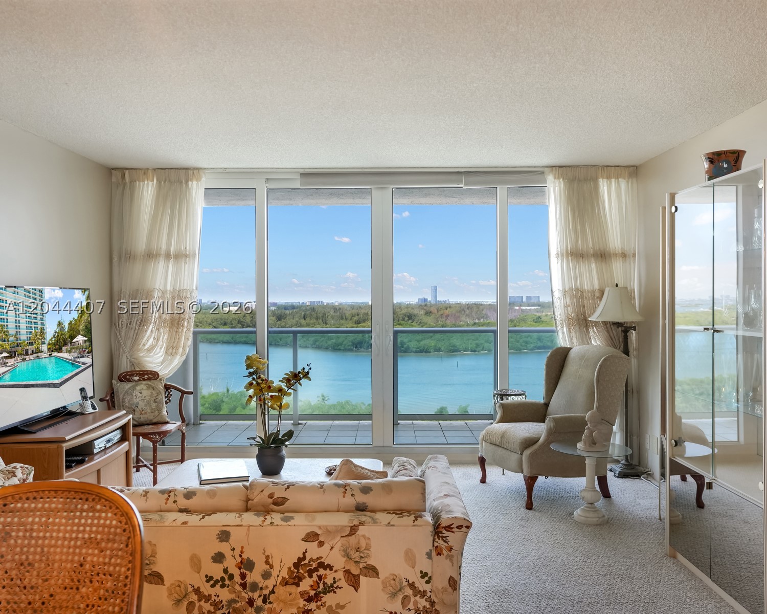 Sunny Isles Beach photo 2