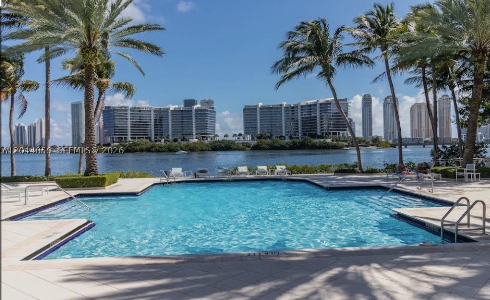 Aventura photo 4